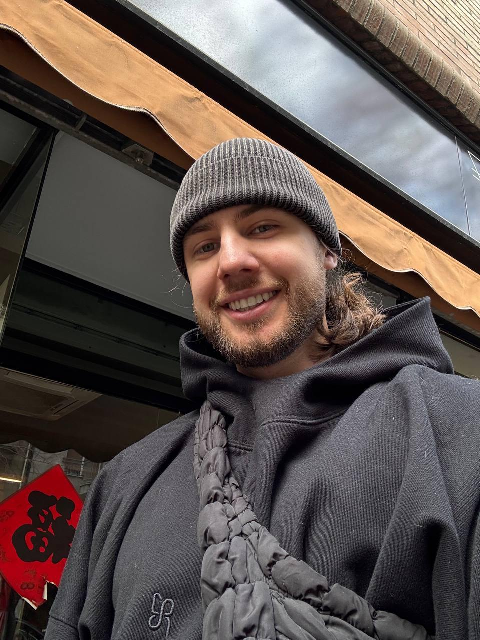 Новая фича ChatGPT: рисовать фото в любом стиле image preview